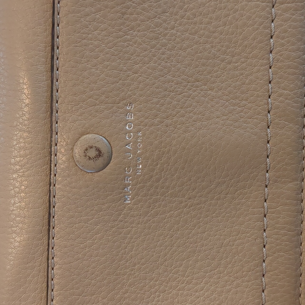 Marc Jacobs Tan Leather Crossbody Bag - Picture 7 of 10